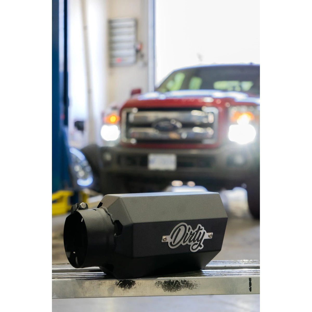 Dirty Exhaust Tip (Trigger-Exhaust-Tip)